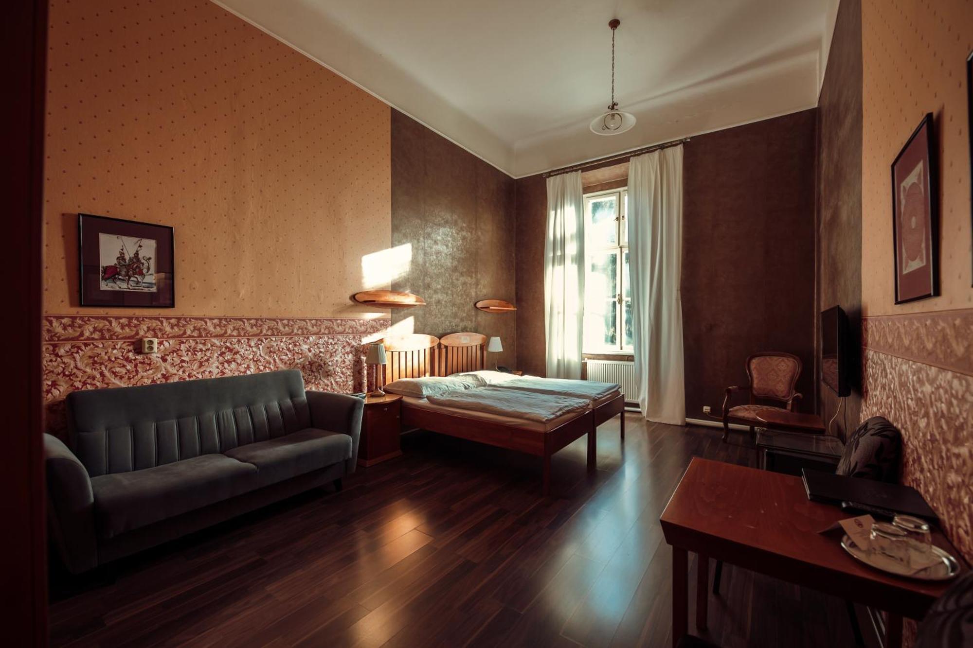 Hotel Kastiel Mojmírovce Dış mekan fotoğraf