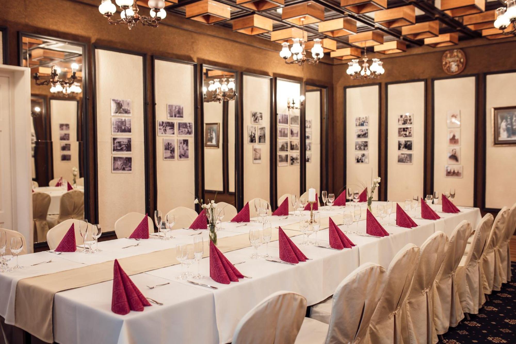 Hotel Kastiel Mojmírovce Dış mekan fotoğraf